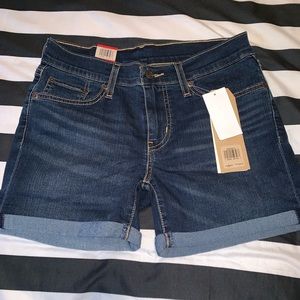 Levi’s shorts